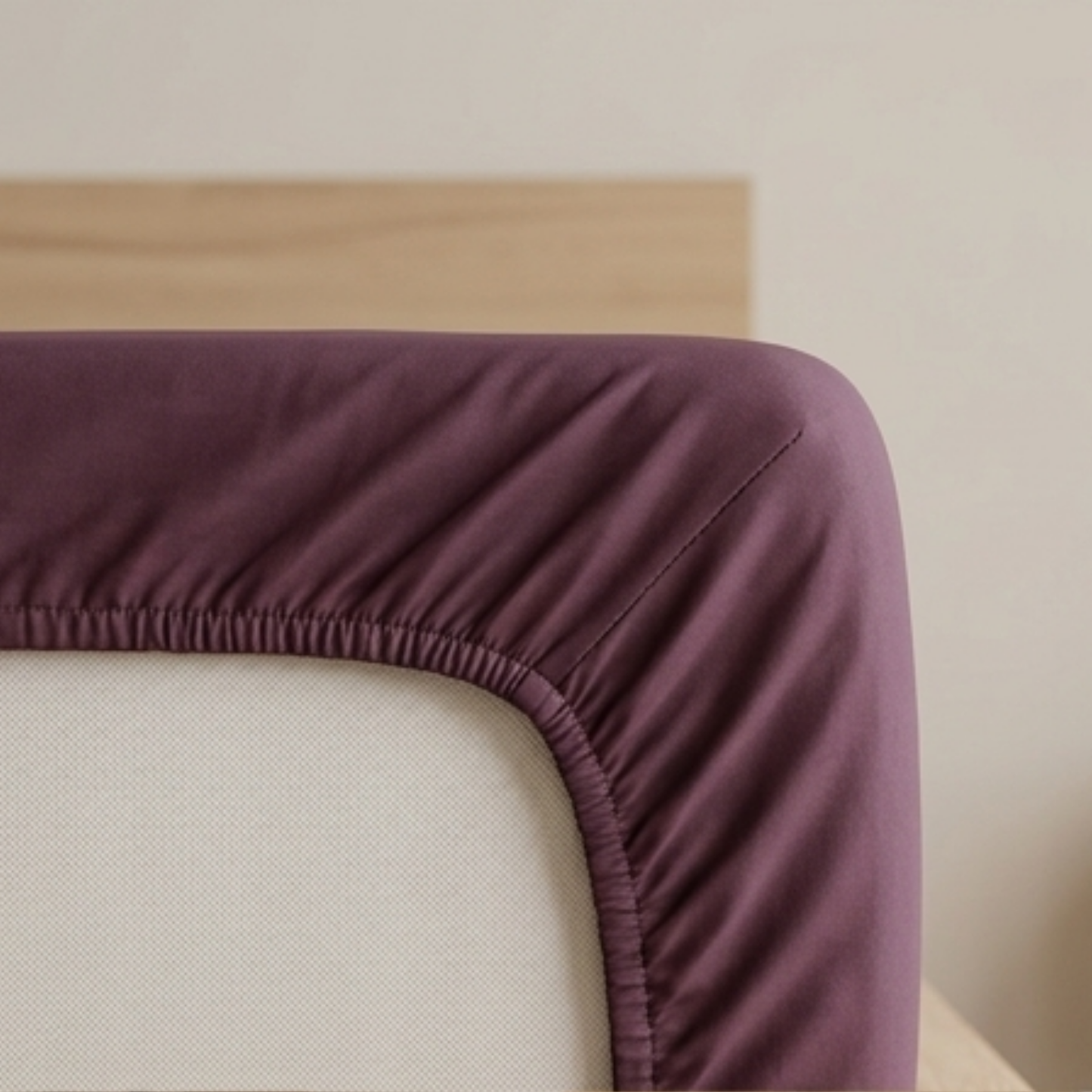 AMAL's Essential Solid-Color Fitted Sheet – Soft, Minimalist (Surprise Color)